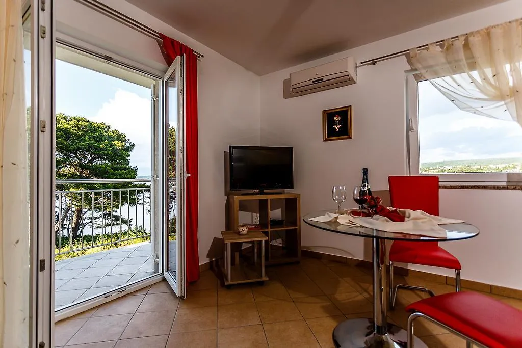 Apartments Mare&Mons Deluxe Malinska