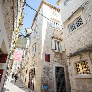 Stephane Vibe Appartement Trogir