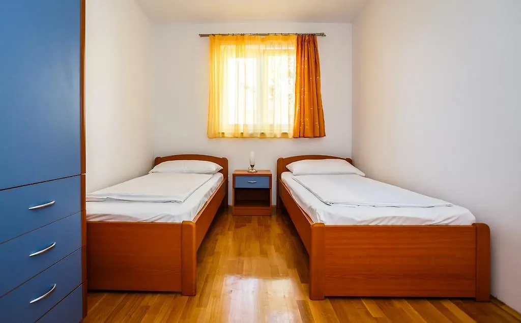 Apartments Mare & Mons Deluxe Malinska Croácia